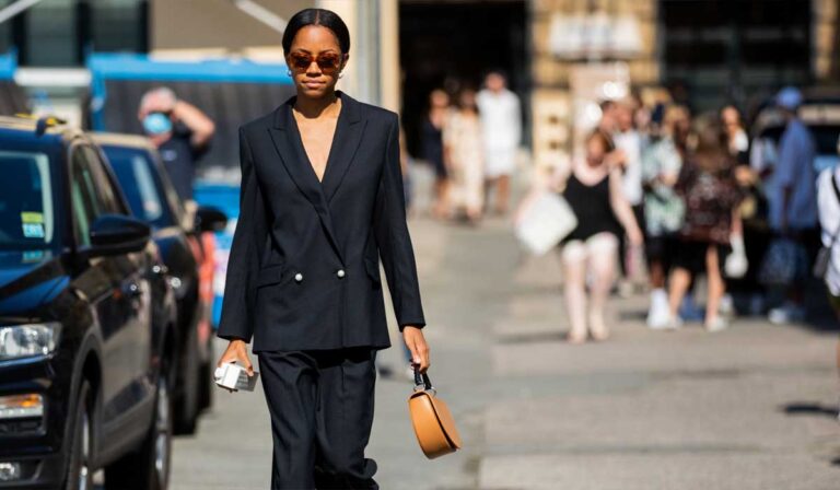 Dress Smart, How Comfortable and Functional Clothing Transforms Your Daily Life